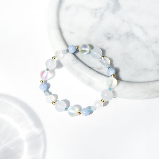 Women's Beaded Bracelet for Growth, Communication and Emotional Balance, Blue Lace Agate, Blue Chalcedony, Matte Aura Quartz and Moonstone